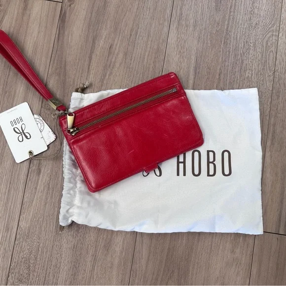 Hobo Red Leather ROAM Wristlet - Picture 1 of 6